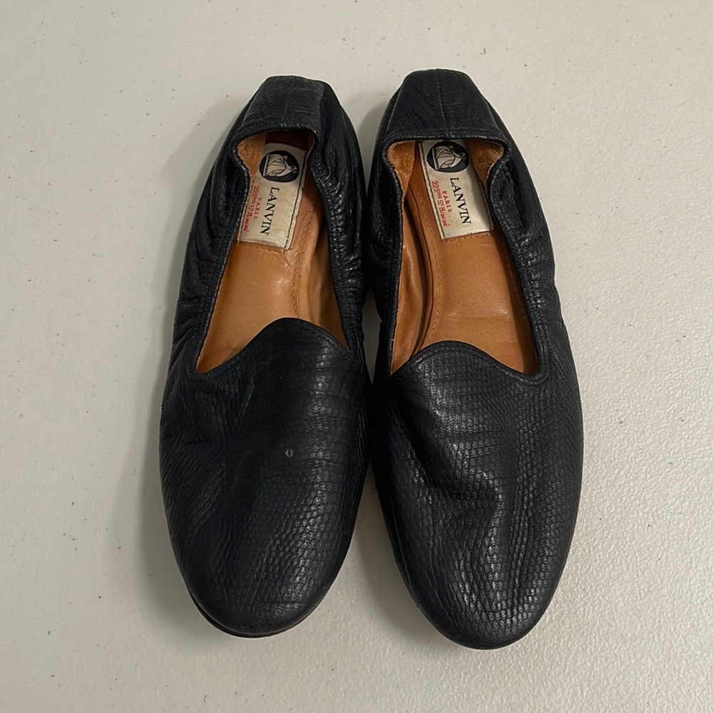 Black Lanvin ballet flats